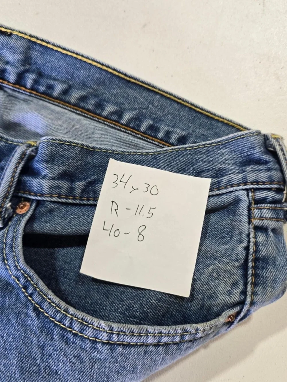 Levi's 505 Regular Fit Jeans Men's 34x30 Blue Straight Leg Medium Wash